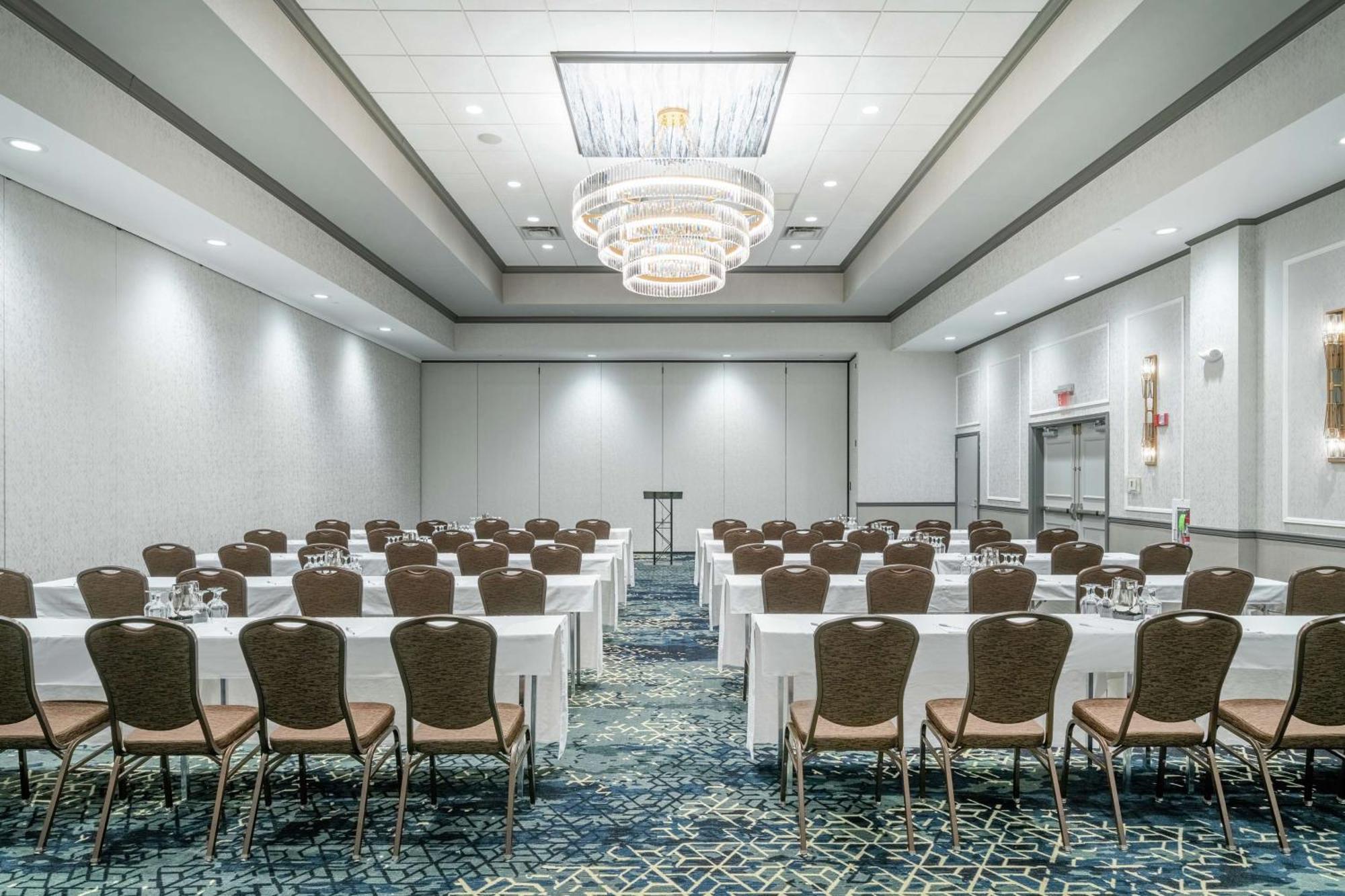 Hilton Garden Inn Pittsburgh/Southpointe Canonsburg Exterior photo